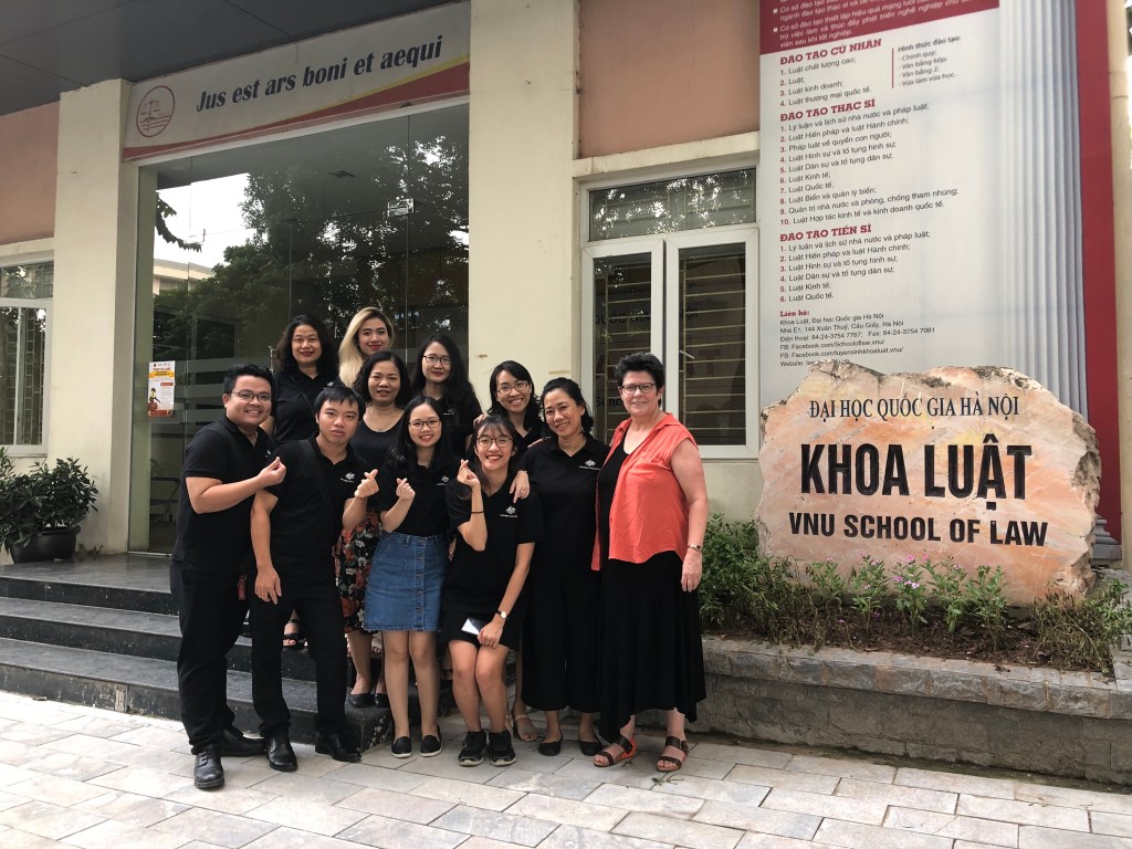 HUMAN RIGHTS COLLABORATION: CASTAN CENTRE ACADEMICS TRAVEL TO&nbsp;VIETNAM